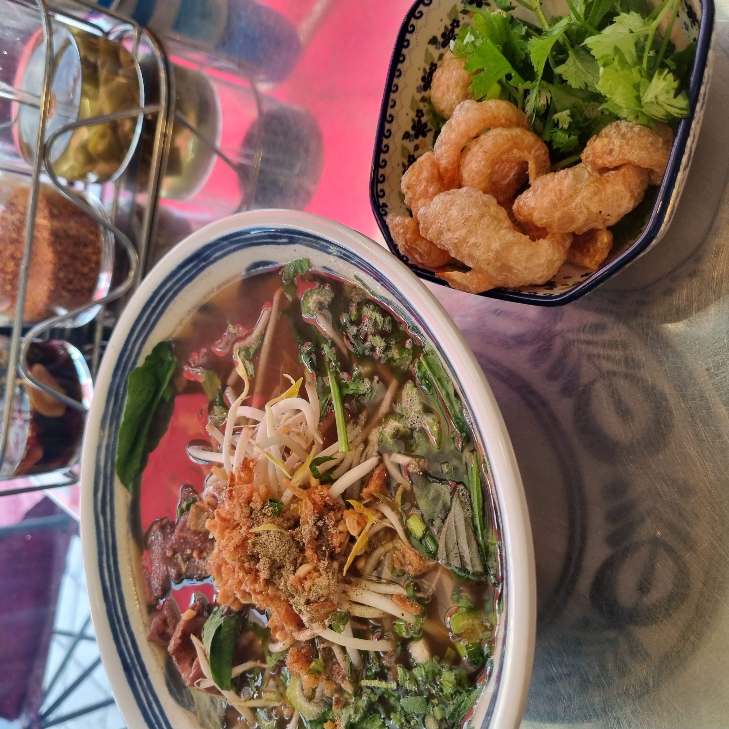딸랏롯빠이
